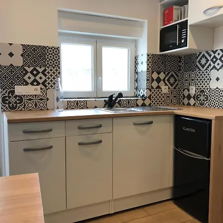 Maisonnette, 5 Min Disney Holiday home Esbly